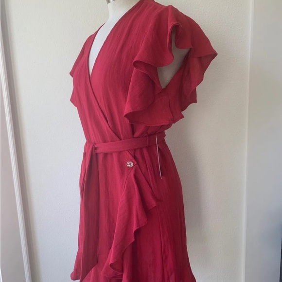 Lulus XS /S Ruffle Wrap Dress - Picture 6 of 8
